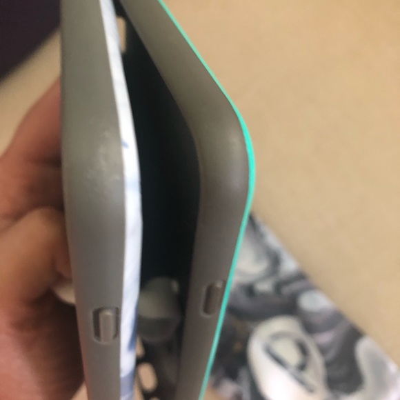 Bundle of loopy iPhone 8 Plus cases - Picture 4 of 6